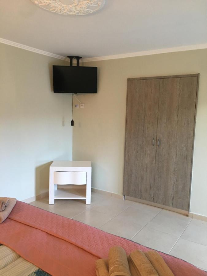Livadia Studio Paphos Eksteriør bilde